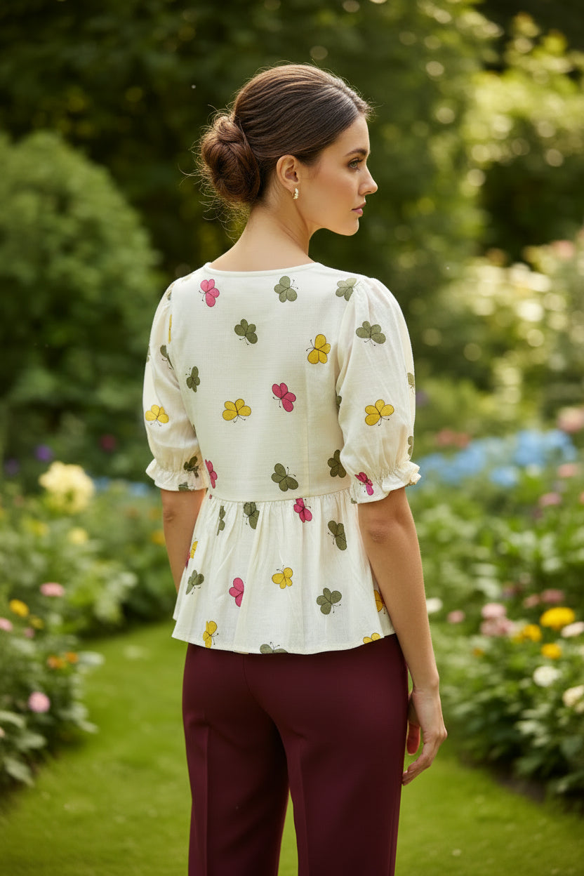 SHORT FRILL SLEEVES TOP