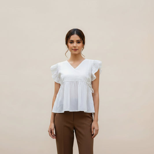 WHITE RUFFELE TOP