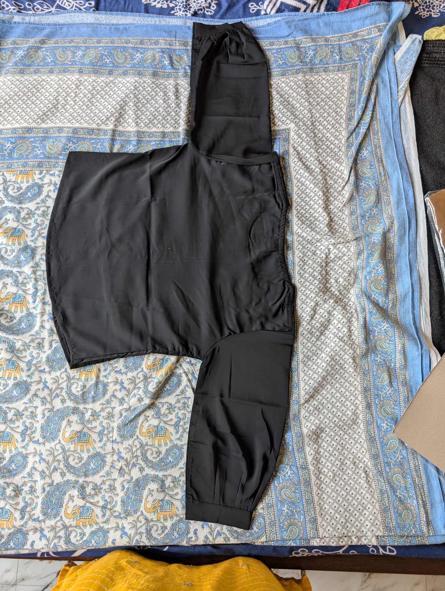 KOREAN BLACK TOP